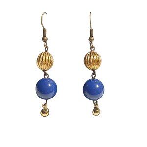 Gold Tone Blue Beaded Dangle Earrings Lightweight Hook Elegant Jewelry Mom Gift